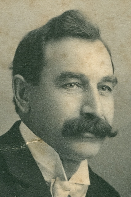 1901 Dr William H Bullis