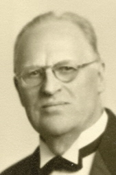 1944 John Jay Bullis